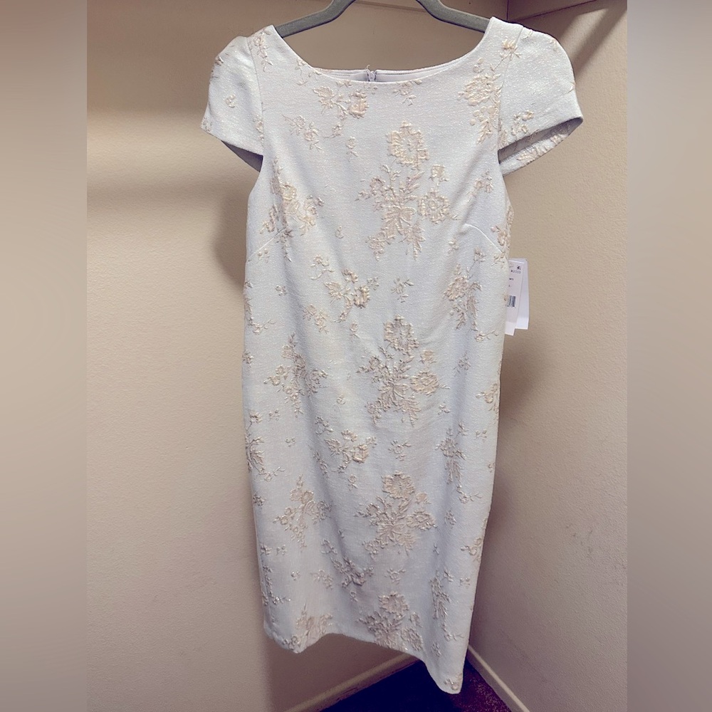 Donna ricco brand new event dress
